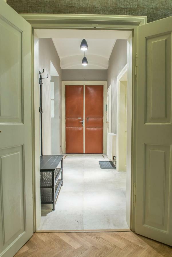 Exclusive 3 Bedroom Top-Notch Flat, Great Location Prague Exterior photo