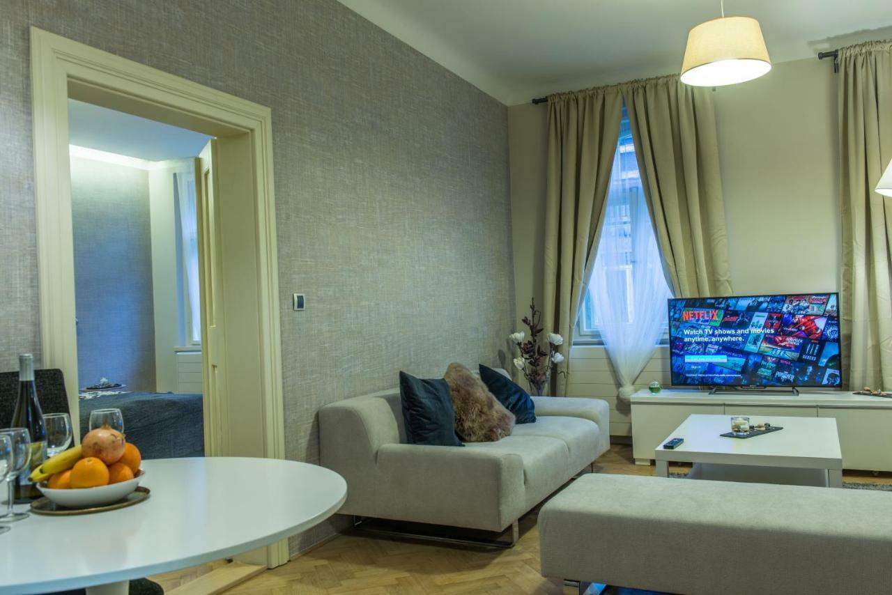 Exclusive 3 Bedroom Top-Notch Flat, Great Location Prague Exterior photo